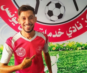 اللاعب محمد السطري