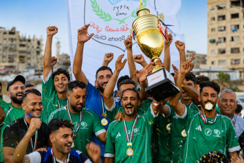 الصداقة يتوج بكأس البطولة السابعة لكرة القدم الشاطئية&nbsp;بفوزه على نماء