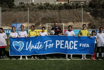 بدء تشغيل ملعبين جديدين في مراح رباح وقوصين ضمن مبادرة FIFA Arena