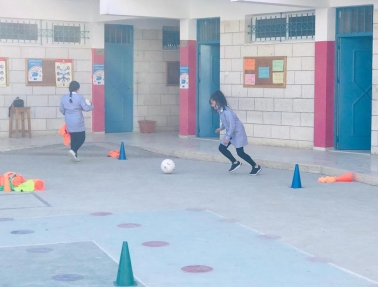 اتحاد كرة القدم يُنهي مهرجانات البراعم التي تقام في مدارس "الأونروا"