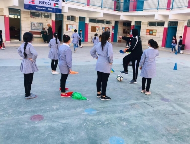 اتحاد كرة القدم يُنهي مهرجانات البراعم التي تقام في مدارس "الأونروا"