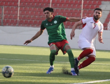 فوز ثمين للمكبر أمام الهلال وحصول البيرة والظاهرية على النقاط الثلاث