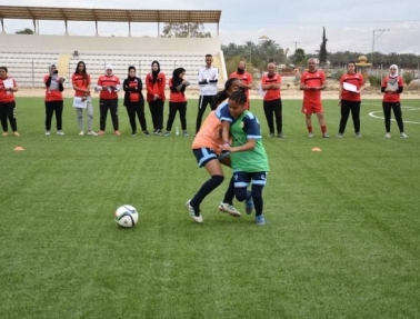 اتحاد كرة القدم ينظم ورشة عمل فنية لمدربي الأندية النسوية