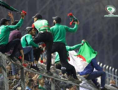 جبل المكبر يتوج بلقب دوري المحترفين للمرة الأولى في تاريخه