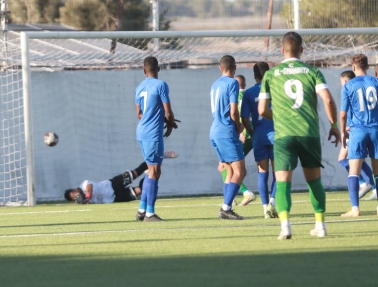 هلال القدس يتعادل مع الظاهرية ويبلغ المربع الذهبي في كأس أبو عمار