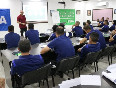 في ختام دورة الحكام الدولية.. الرجوب  يشدد على أهمية التحكيم في نجاح منظومة الكرة الفلسطينية