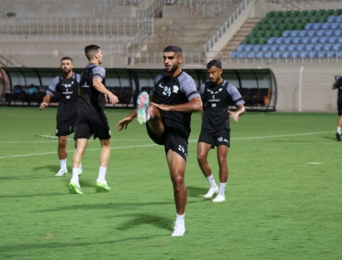 الفدائي يواصل تدريباته في عمان وخمسة لاعبين يلتحقون بالبعثة