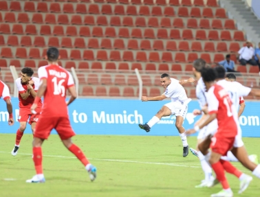 الفدائي يتعثر وديا أمام عُمان