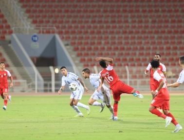 الفدائي يتعثر وديا أمام عُمان