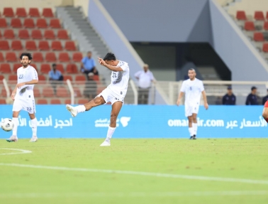 الفدائي يتعثر وديا أمام عُمان
