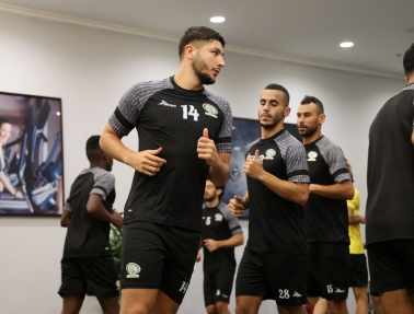 بعثة المنتخب الوطني تصل فيتنام.. وغياب أبو وردة والدباغ وشحادة