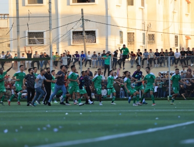 (صور)- خدمات رفح يحسم الديربي مع الشباب بثنائية أمام جماهير مبهرة&nbsp;