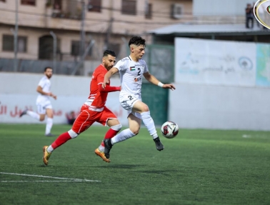 (صور)- شباب الخليل يحسم ديربي المدينة لصالحه بهدفين نظيفين