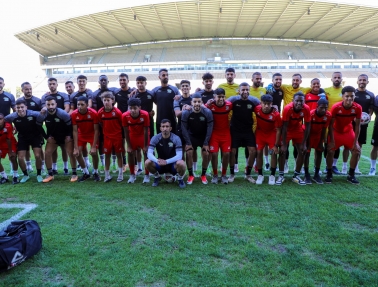 بحضور رئيس جنوب أفريقيا.."فدائي المحليين" يشارك في مباراة ودية في ذكرى تحرر "مانديلا" &nbsp;