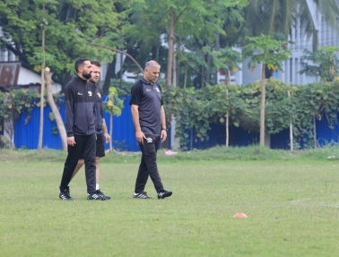 المنتخب الوطني يخوض مرانه الأول في بنغلاديش