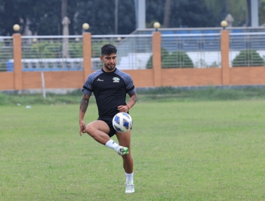 المنتخب الوطني يخوض مرانه الأول في بنغلاديش