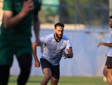 صور- منتخبنا الوطني يختتم معسكر الأردن ويسافر إلى ماليزيا