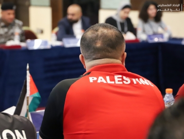 فدائي الناشئين بالزي الأحمر أمام البحرين... وبالأبيض في موقعة سوريا