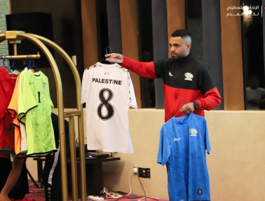 فدائي الناشئين بالزي الأحمر أمام البحرين... وبالأبيض في موقعة سوريا