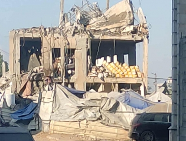 طائرات الاحتلال تدمر نادي الجزيرة الرياضي  في غزة 