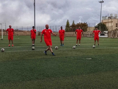 تواصل فعاليات دورة مدربي كرة القدم للمستوى الثالث في أكاديمية بلاتر