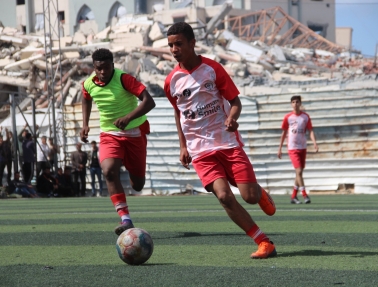 غزة الرياضي والمجمع الإسلامي يكملان عقد المتأهلين لنصف نهائي بطولة الأمل&nbsp;