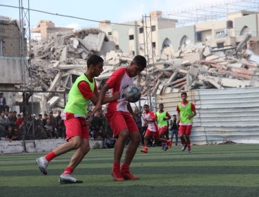 غزة الرياضي والمجمع الإسلامي يكملان عقد المتأهلين لنصف نهائي بطولة الأمل&nbsp;