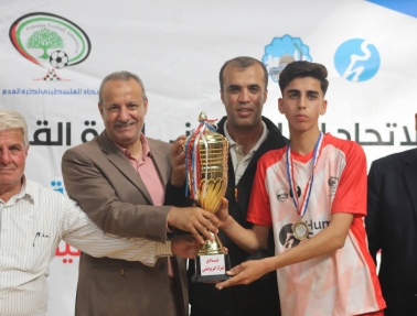 الرباط يتوج بلقب بطولة الأمل لمواليد 2009 بفوزه على غزة الرياضي