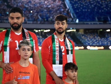 نابولي تحتضن مباراة تضامنية بمشاركة نجوم الكرة الفلسطينية والإيطالية