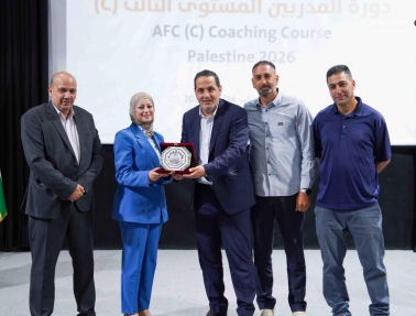 اتحاد الكرة وجامعة القدس يختتمان دورة المدربين الآسيوية للمستوى الثالث