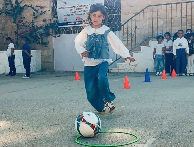 اتحاد الكرة ينظم مهرجاناً كروياً للأطفال في قرى دورا&nbsp;