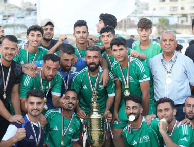 الصداقة يتوج بكأس البطولة السابعة لكرة القدم الشاطئية&nbsp;بفوزه على نماء