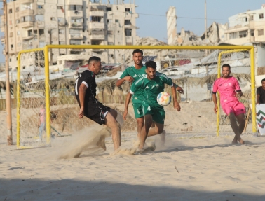 الصداقة يتوج بكأس البطولة السابعة لكرة القدم الشاطئية&nbsp;بفوزه على نماء