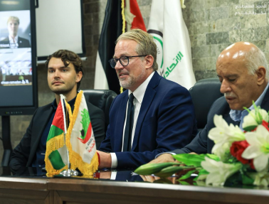 افتتاح دورة تدريب كرة القدم للفتيات لفئة البراعم في مدينة الأمل الشبابية