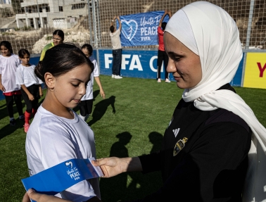 بدء تشغيل ملعبين جديدين في مراح رباح وقوصين ضمن مبادرة FIFA Arena