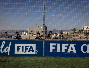بدء تشغيل ملعبين جديدين في مراح رباح وقوصين ضمن مبادرة FIFA Arena