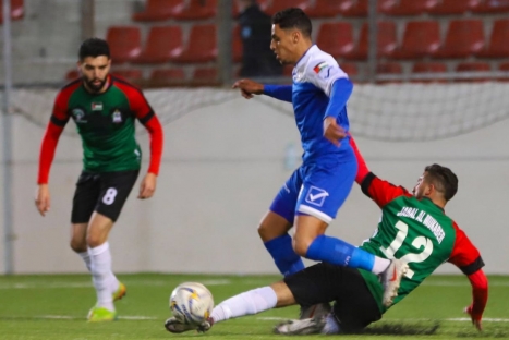 حصاد الدوري الفلسطيني: شباب الخليل يحسم القمة أمام بلاطة والهلال يواصل صحوته
