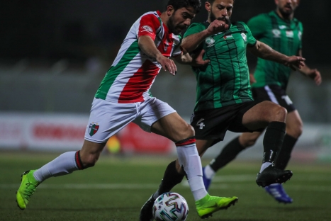 التعادل السلبي يحسم بين بلاطة والسموع وفوز ثمين للبيرة على الثقافي وتعادل الظاهرية والأهلي بهدف لمثله