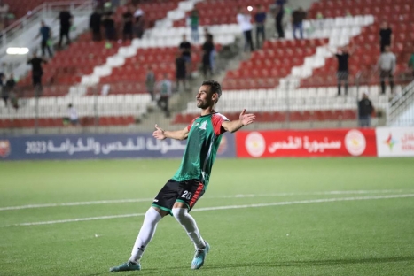 المكبر يبلغ نهائي "القدس والكرامة" من بوابة هلال القدس&nbsp;