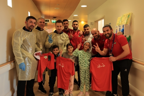بعثة الفدائي في قطر تزور جرحى العدوان الإسرائيلي على قطاع غزة&nbsp;