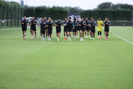 الفدائي يصل الدوحة ويباشر تدريباته تحضيرا لمقابلة لبنان