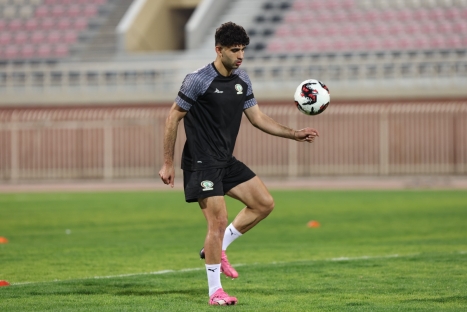 لاعب المنتخب الوطني أنس بني عودة يوقّع&nbsp;للنادي الرياضي القسنطيني&nbsp;في الجزائر