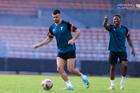منتخبنا الوطني يواصل تدريباته في معسكر ماليزيا