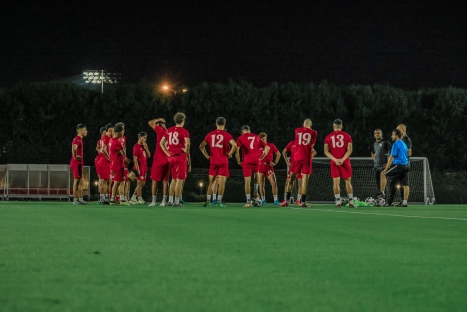 الفدائي الشاب يبدأ معسكره التدريبي في قطر استعدادًا للتصفيات الآسيوية