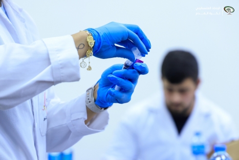 اتحاد الكرة و"ميديكير" ينظمان يوماً طبياً لموظفي دوائر الاتحاد