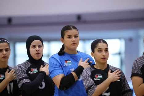 شارلوت فيلبس: حارسة مرمى منتخب السيدات تُحوّل الرياضة إلى منصة للنضال والهوية الفلسطينية