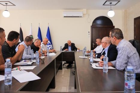 اتحاد الكرة يبحث مع الاتحادات الفرعية عودة النشاط الرياضي