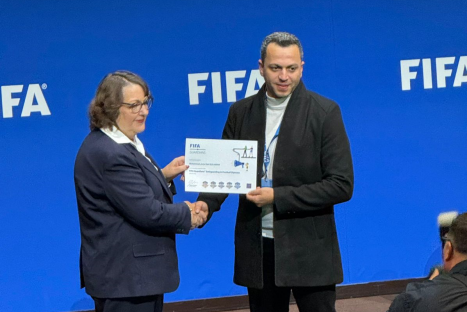 الفيفا يخرّج دفعة جديدة من دبلوم حماية كرة القدم بمشاركة فلسطينية