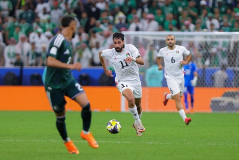 الدباغ يتوج بجائزة أفضل لاعب محترف في الدوري المصري