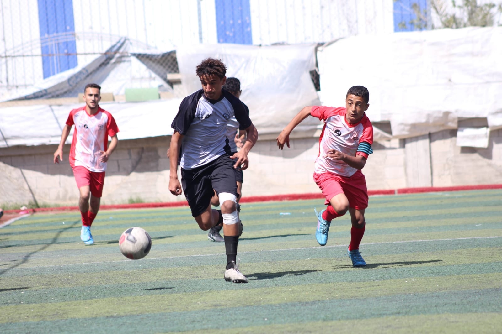 الرباط واتحاد خانيونس يتأهلان لنهائي بطولة الأمل لمواليد- فرع الوسطى والجنوب